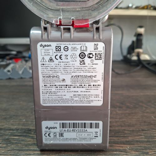 Dyson V8 Pil Yenileme - 2