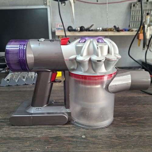 Dyson V8 Pil Yenileme - 1
